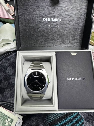 D1 Milano uthra thin