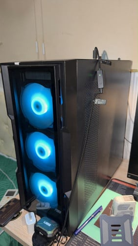 Desktop Case for sell $40 ទំហំធំ (Including 4 fans)