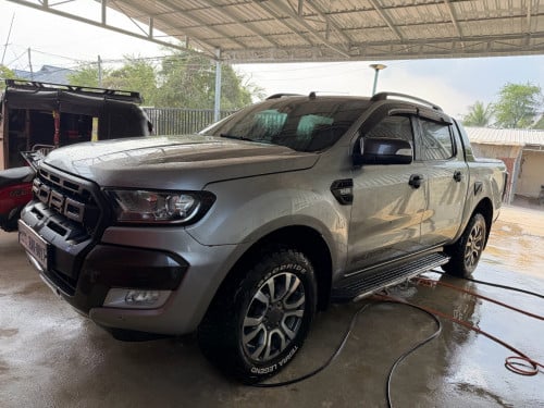 Ford wildrak 017 សុីនមួយជុំ