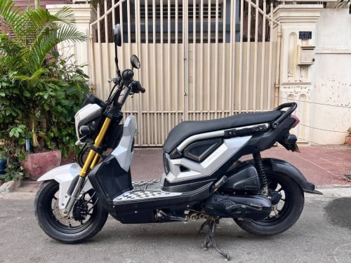 Honda ZOOMER x (110cc, year2016, 730$) have ID card 🪪