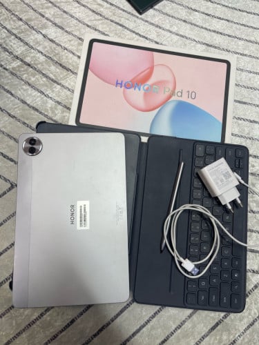 honor pad 10 8G 256G gray 99% Sim keyboard 349$