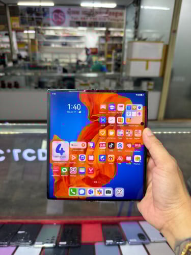 Huawei Mate XS Black CH Sim2 Ram8GB HD512GB Phone Condition 95% , ជាំអេក្រង់បន្តិច