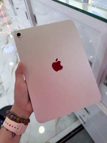 Ipad A16 99% ស្អាតដូចថ្មី ZA 128$