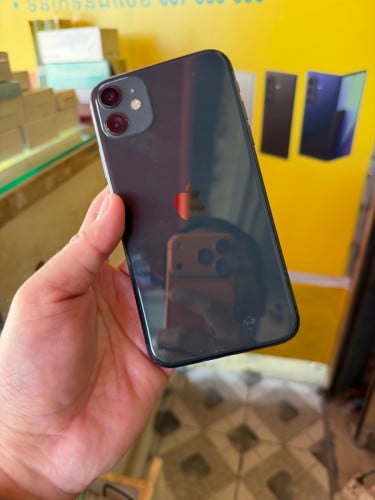 iPhone 11.64g អេក្រង់ថ្មី​ អតលស្កេន តម្លៃល្អ, ធានាមាសុីន