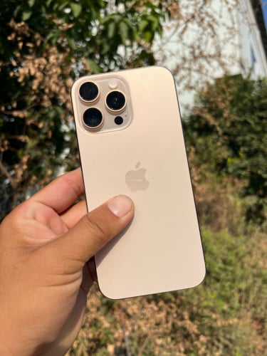 iPhone 16 PM 512G XA សានុំណែន​ក្តន់​ ថ្មសុីន​ 90% ពណ៍​មាស​ តម្លៃ​ 875$