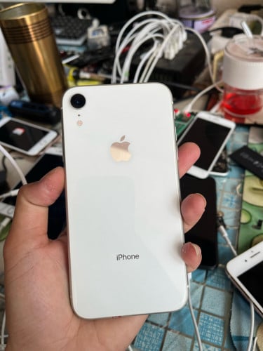 iPhone XR អត់ស្គែនអេក្រង់ ថ្មី