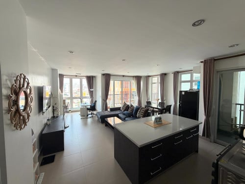 Large 150 square meter 2 bedroom serviced apartment for rent in Russian Market.