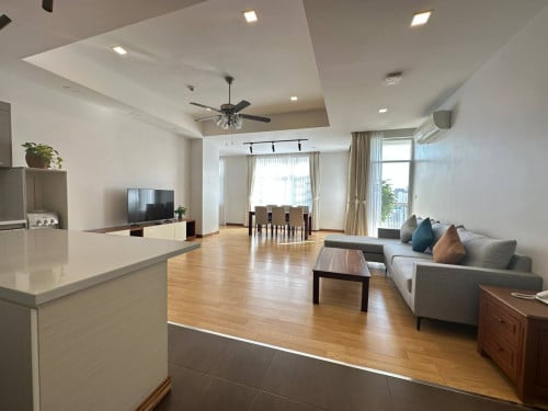 Lovely Three Bedroom For Rent At Tonle Basac