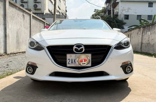 Mazda 3 ឆ្នាំ 2016