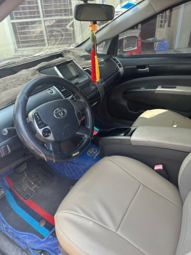 Prius 04Hfull តំលៃ7,500$ចរចារម្ចាស់លក់ប្ដូរសេរី