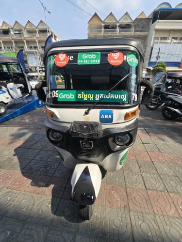 Re bajaj2023លក់2500