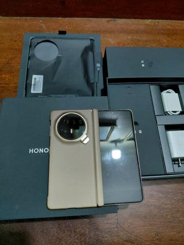 Sell Honor margic V5 ram 16g / 512g - Company with very great condition 99.99%