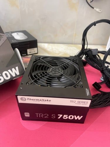 Thermaltake power supply 750W Good as new 99%