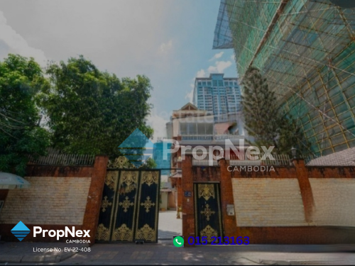 Villa for sale /rent in Bkk1