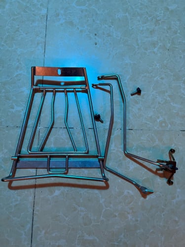 រានព្យួរឥវ៉ាន់ម៉ូតូសំរាប់លក់