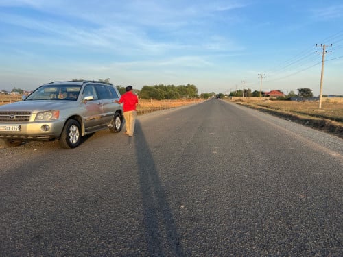 ដីសំរាប់លក់បន្ទាន់ ទីតាំងទល់មុខវត្ត ត្រឡែងកែង ខេត្តកំពង់ឆ្នាំង