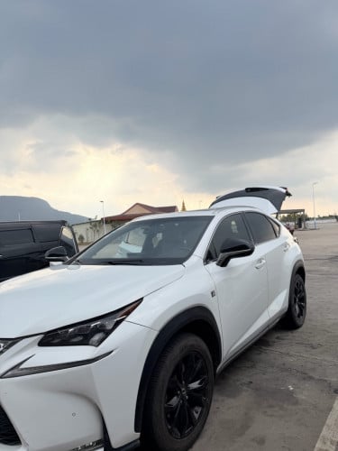 ឡានជិះផ្ទាល់ខ្លួន