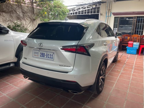 ឡានលក់ ម្ចាស់ដើម