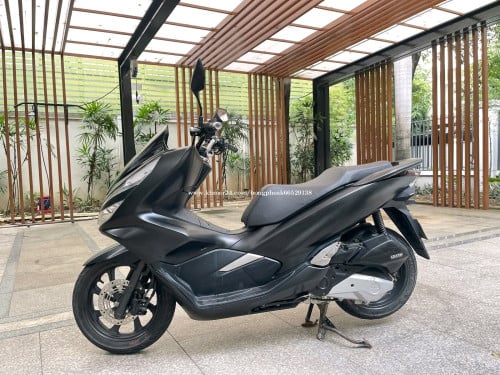 ម៉ូតូលក់ជិះផ្ទាល់ខ្លួនអត់សំបុត្រកំណើត