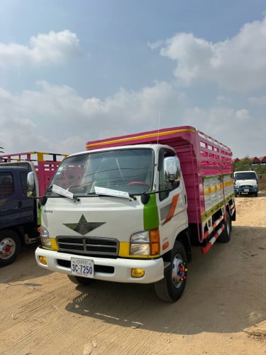 រថយន្ដលក់