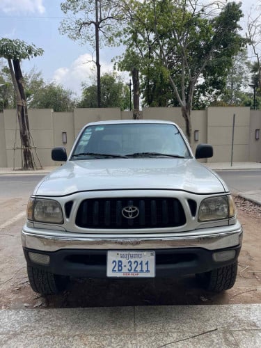 សួរស្តីបងប្អូនឡានលក់ប្រភេទតាកូមាឆ្នាំ2002ប៉ុង1ប៉ុងភ្លើងសុំណុំសុីនមាជុំអត់បុកប៉ះតំលៃ9900$ចរចារបានតិចៗ