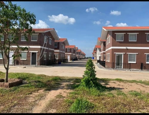 ផ្ទះ២ជាន់លក់បន្ទាន់ $25500$