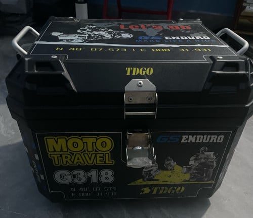 ធុង​សម្រាប់​ដាក់​ម៉ូតក្រោយ​(57L)