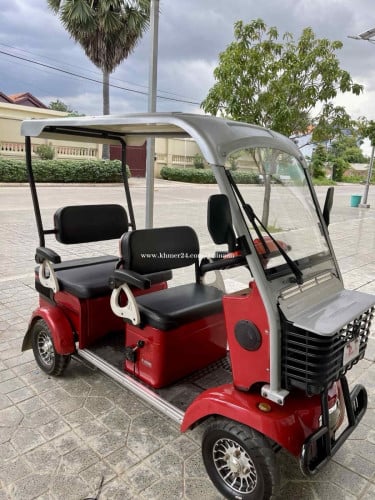 ឡានអគ្គិសនីនៅស្អាតល្អ អាគុយថ្មី680$