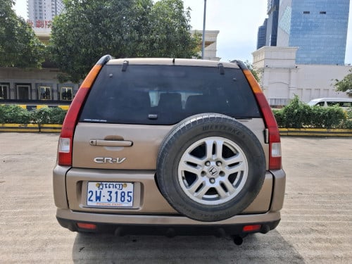 ឡានស្អាតម្ចាស់ផ្ទាល់លក់ CRV 02 full option ABS បើកដំបូល