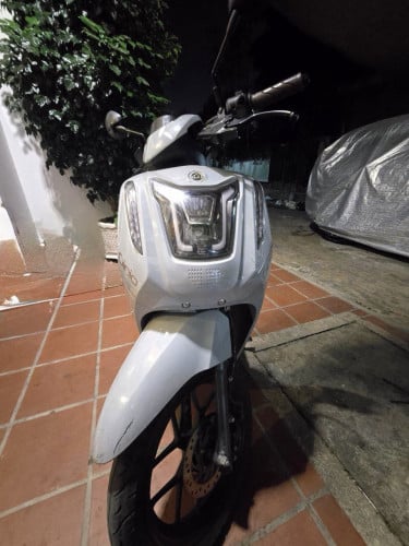 ម៉ូតូGinio 024