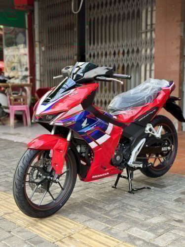 វៃដូរបង់រំលស់ HONDA WiNNER R ឆ្នាំ2026 ថ្មីកេសក្រុមហ៊ុន100%