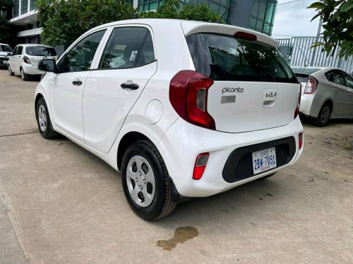 - [ ] KIA picanto ឆ្នាំ2022- [ ] ពណ៍ស​ ខ្លាញ់គោ​ បកកេះស្រុកខ្មែរ ល្អប្រេីណាស់សុីសាំងតិចលក់ជូនតម្លៃធូ