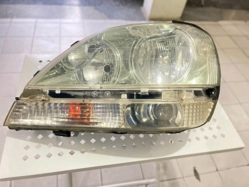 ចង្កៀងLexusRx300/2003សឺន