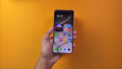 ថ្មីប្រអប់ OnePlus ACE 6 12GB/256GB