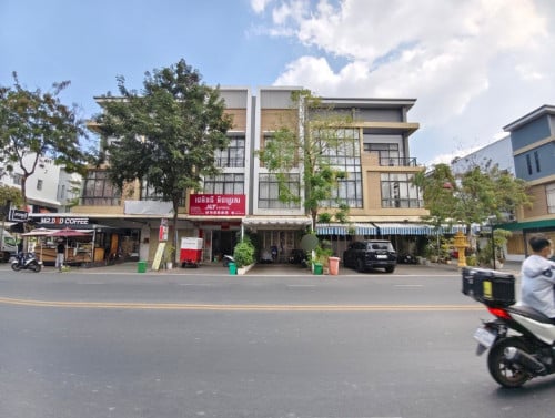 ផ្ទះអាជីវកម្មសម្រាប់ជួល | Shophouse for Rent