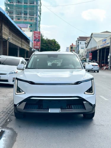 🌟ថ្មីខ្លាញ់គោ លក់_Clear_ស្តុក តំលៃពិសេសណាស់ 34500 $ ចរចារបាន🚘VIN_S 2025_ច្បាស់ KIA EV5 WAVE+ 720km