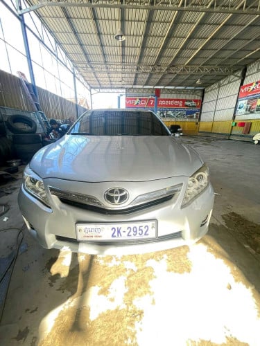 Camry 08 HYBRID 11,800