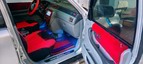 CRV98ឡានអ្នកជិះ លេងហើយស្អាត