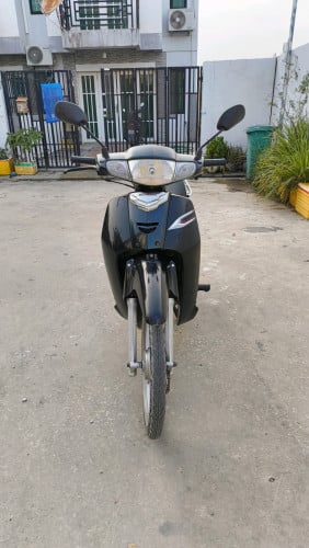 Dream 2013 ម៉ាសុីនស្ងាត់អត់លាន់អត់ហុយ ប្រពន្ធ័ភ្លើងគ្រប់ មានពន្ធកាតគ្រីហ្សុីន តំលៃធូៗ