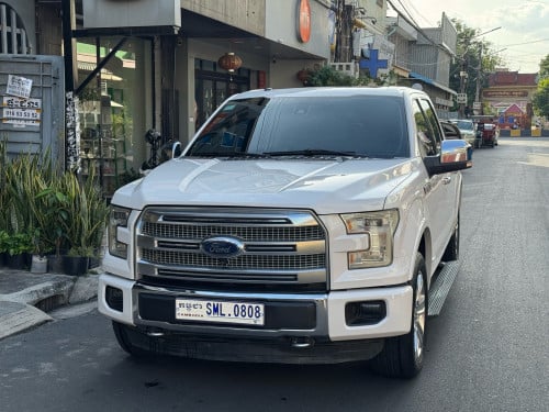 Ford F150 planktium 2015 full options