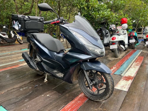 Honda pcx 125cc ម្ចាស់ដើម តម្លៃ2050$