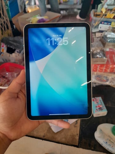 Ipad mini6 only wifi សានុំzin អត់ស្គេន