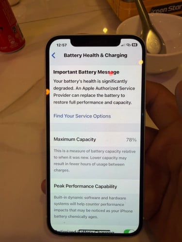 Iphone 12 64g LLA លក់ 160$ ចចារ