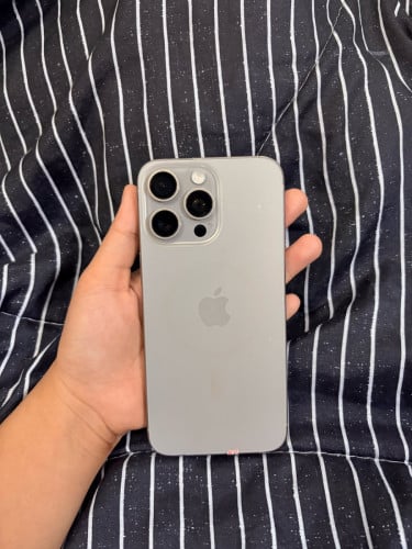 iphone 15promax ZP 256g 98% សំណុំហ្សីនណែន