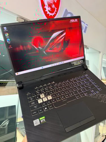 ROG Strix G512/i7-10th/32GB/512GB/RTX2060/15.6”(144hz)/RGB
