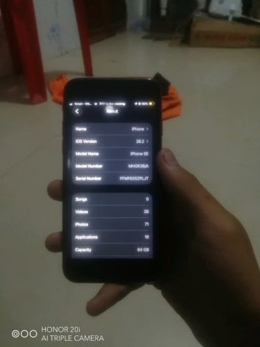 Se2 id កម្លាំងម៉ាស៊ីនស្មើទូរសព្ទដៃ iphone 11pro mix នៅ នៅអេក្រង់ស៊ីនថ្មស៊ីន87%នៅ ស្គែន សុីនទាំងអស់។​