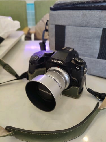 Sell camera Lumix G85 with 2lens