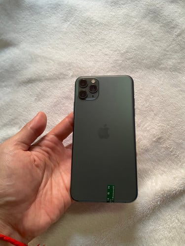 Sell iPhone 11pro max GX no scan