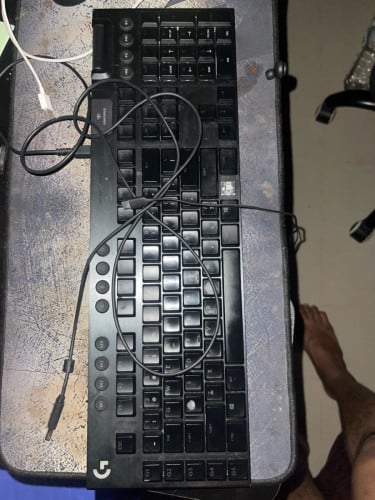 Sell logitech G913 ស្ទើគ្រាប់បន្តិចនិងបាត់ key មួយគ្រាប់