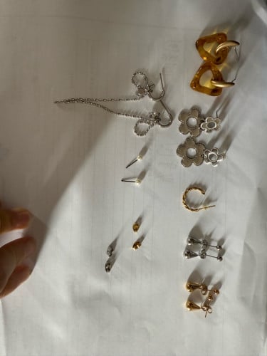 Title: $1 Accessories Sale | BKK1 Monivong | Cheap & Good Condition